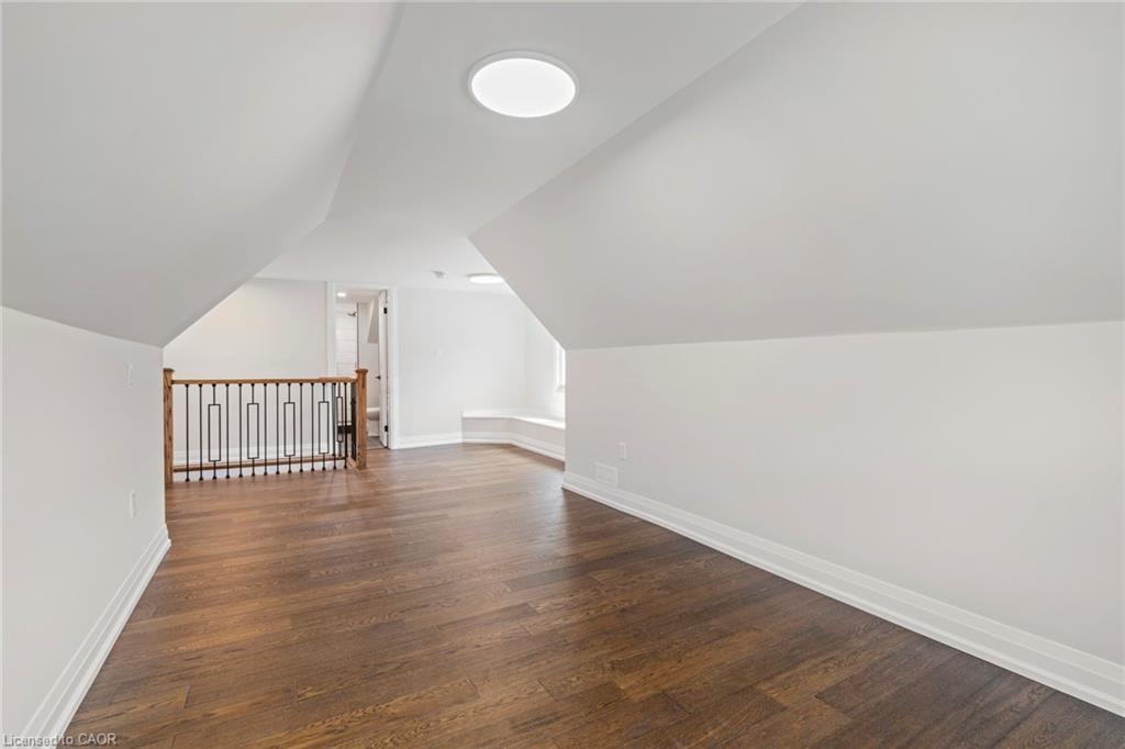 Upper-23 Somerset Avenue, Hamilton, ON, L8L 2L4 - 22