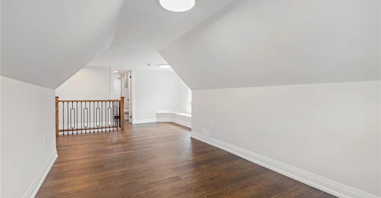 Upper-23 Somerset Avenue, Hamilton, ON, L8L 2L4 - 22