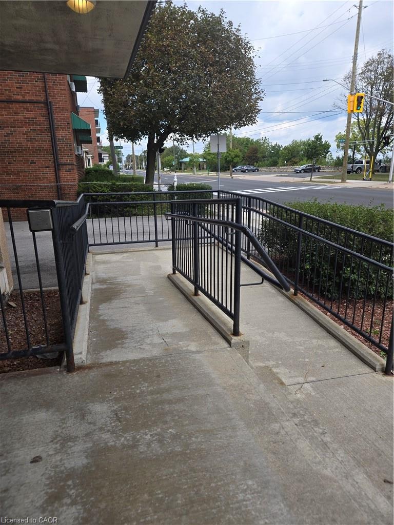 604-340 Concession Street, Hamilton, ON, L9A 1B6 - 10