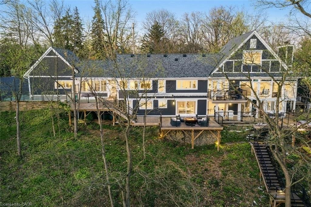 382 Trafalgar Road, Oakville, ON, L6J 3H5