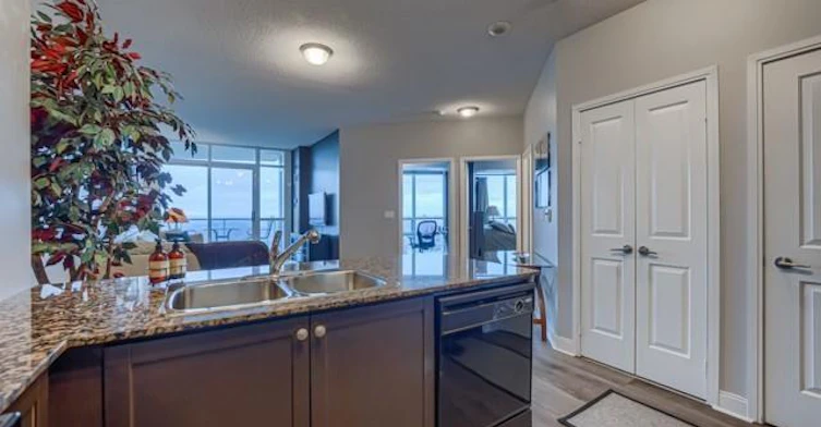 2202-90 Absolute Avenue, Mississauga, ON, L7Z 0A3 - 6