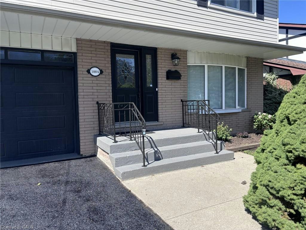 1004 Garth Street, Hamilton, ON, L9C 4L6 - 3
