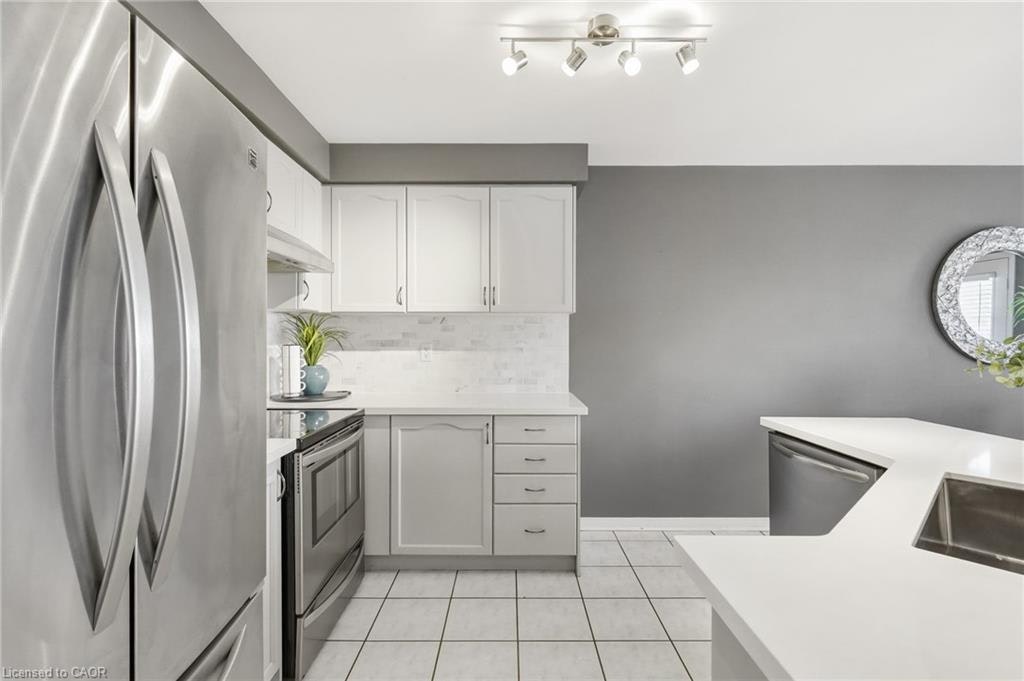 5213 Thornburn Drive, Burlington, ON, L7L 6R4 - 8