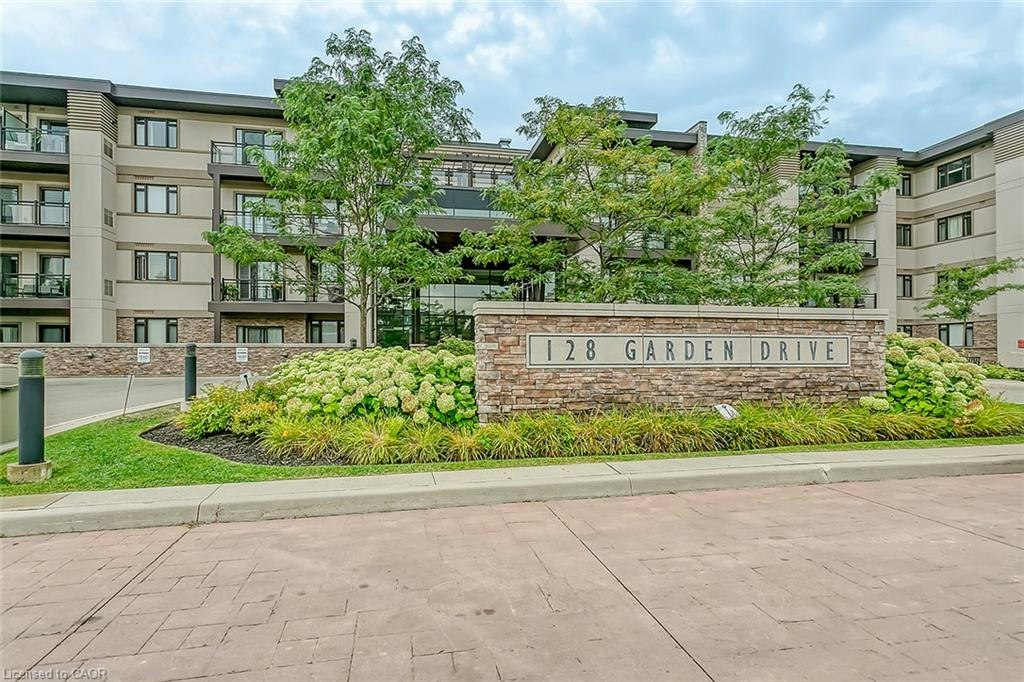 102-128 Garden Drive, Oakville, ON, L6K 0H7