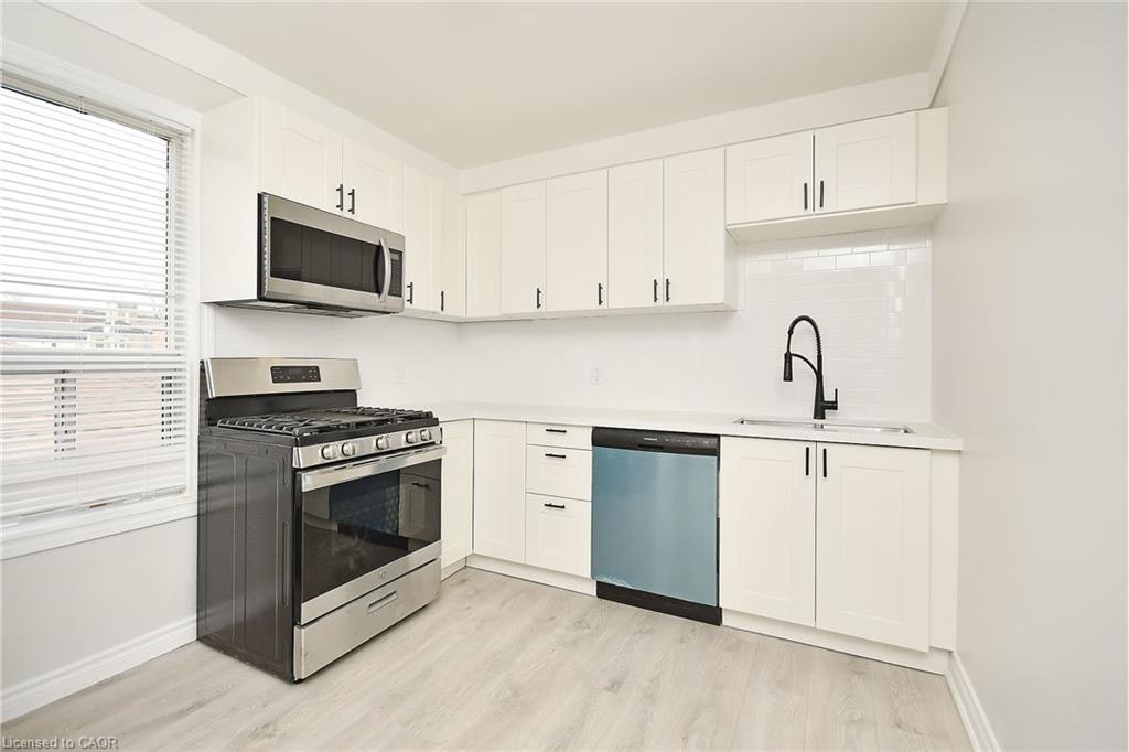 Upper-47 Emerald Street N, Hamilton, ON, L8L 5K2 - 5