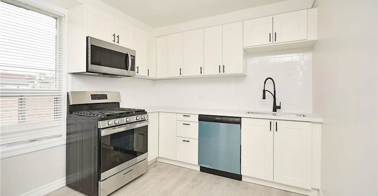 Upper-47 Emerald Street N, Hamilton, ON, L8L 5K2 - 5