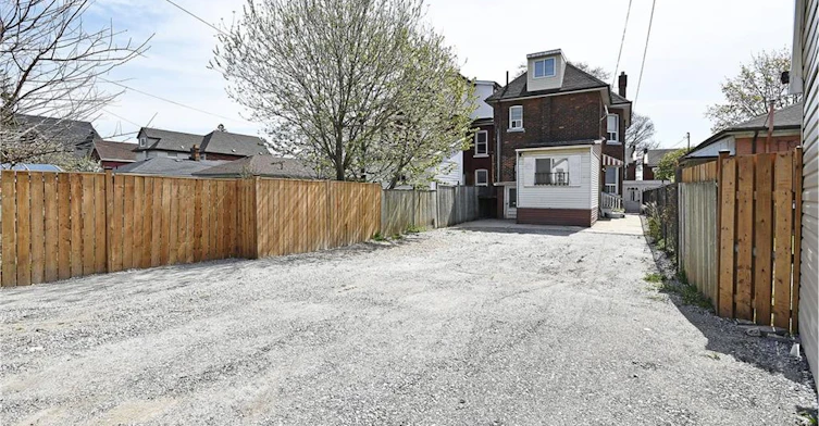 Upper-47 Emerald Street N, Hamilton, ON, L8L 5K2 - 16