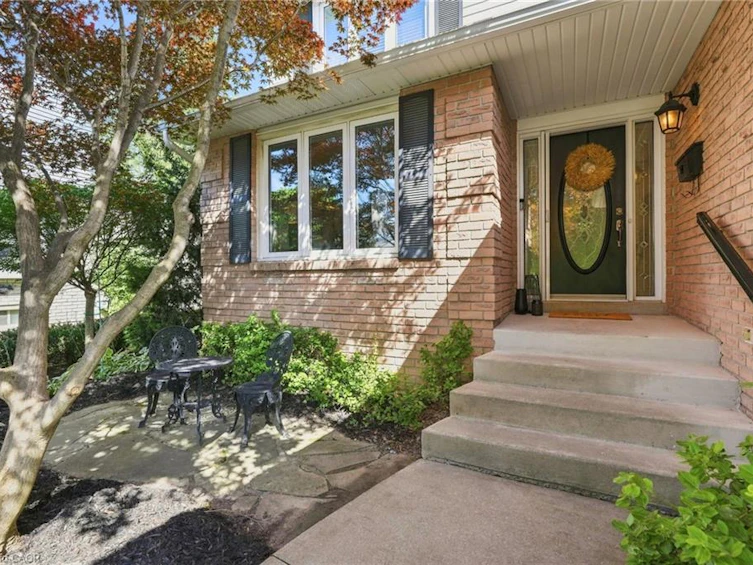10 Acacia Street, Hamilton, ON, L8J 1V6 - 3