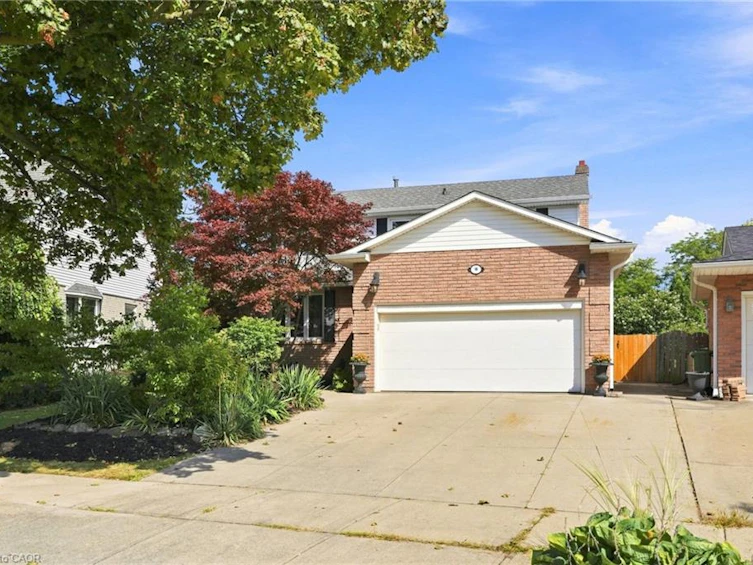 10 Acacia Street, Hamilton, ON, L8J 1V6