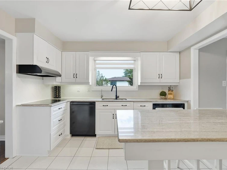 10 Acacia Street, Hamilton, ON, L8J 1V6 - 13