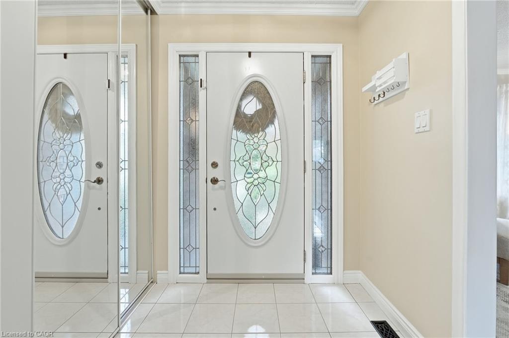 10 Acacia Street, Hamilton, ON, L8J 1V6 - 4