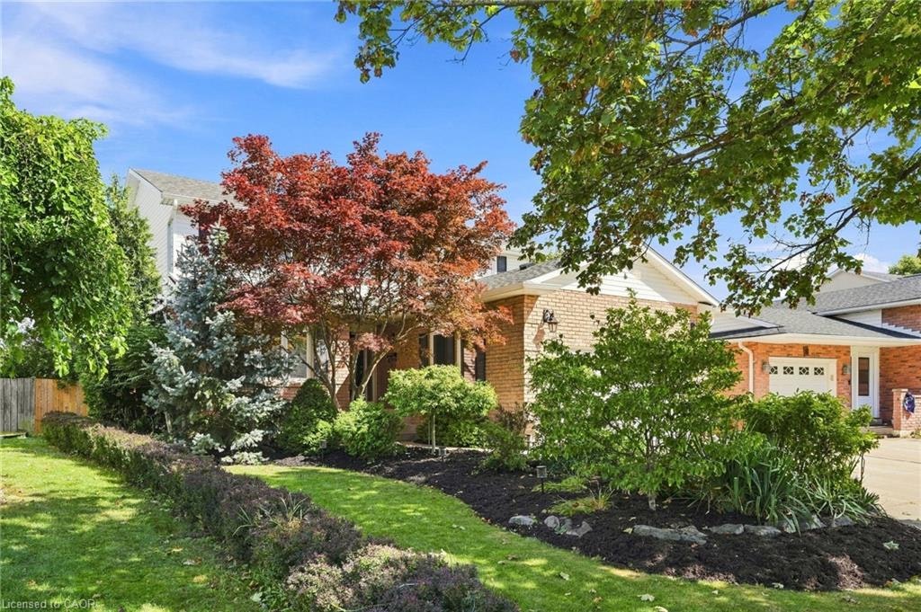 10 Acacia Street, Hamilton, ON, L8J 1V6 - 2