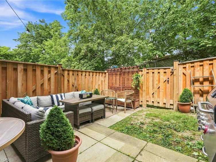 33-3 Burdock Lane, Hamilton, ON, L8H 6E9 - 29