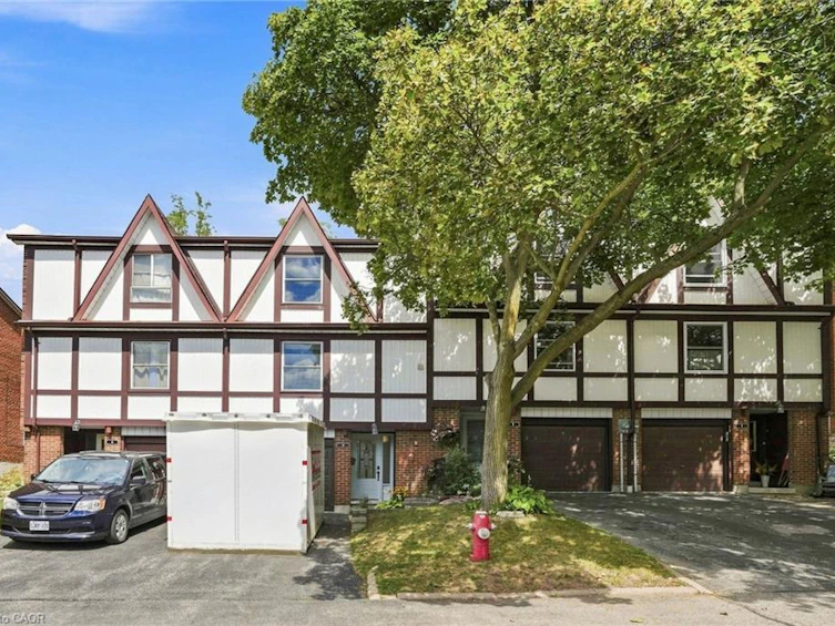 33-3 Burdock Lane, Hamilton, ON, L8H 6E9