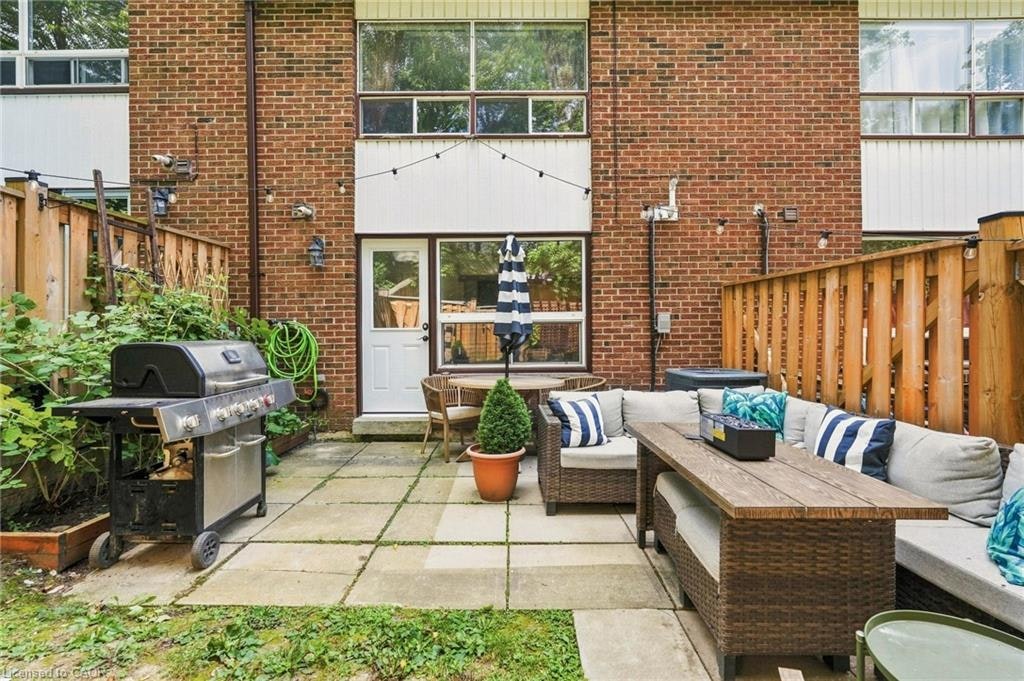 33-3 Burdock Lane, Hamilton, ON, L8H 6E9 - 32