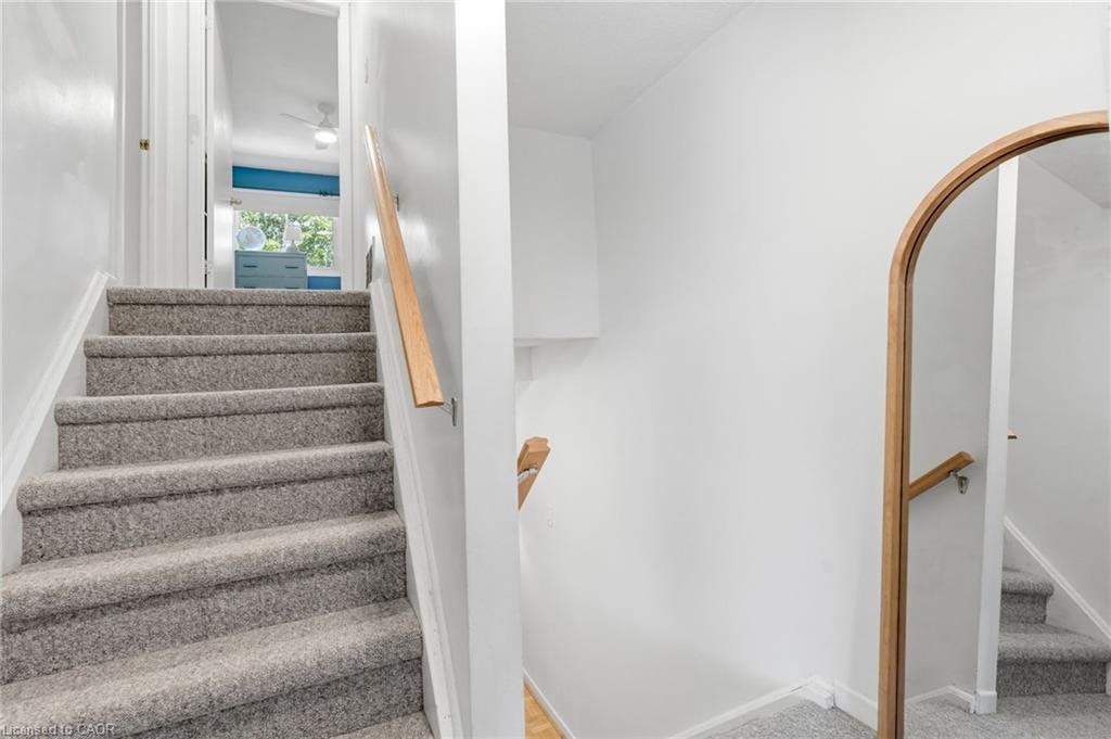 33-3 Burdock Lane, Hamilton, ON, L8H 6E9 - 17