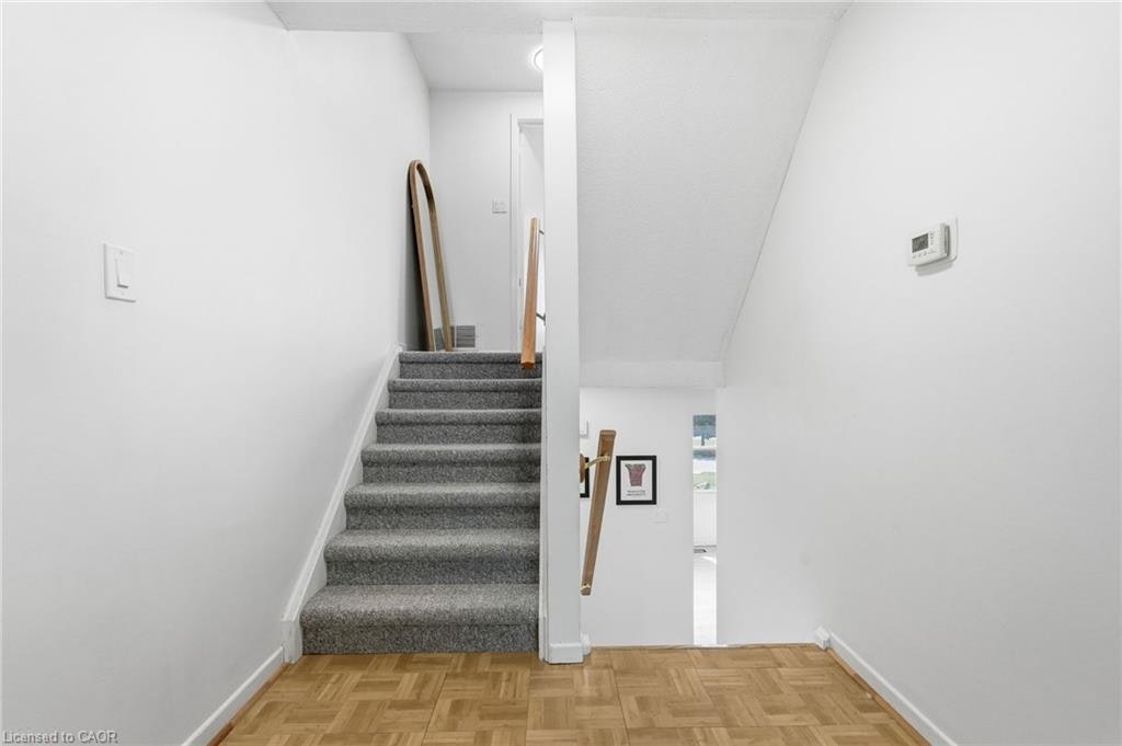 33-3 Burdock Lane, Hamilton, ON, L8H 6E9 - 16