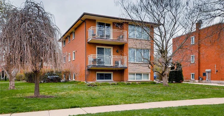 2-92 Confederation Drive, Kitchener, ON, N2B 2X8