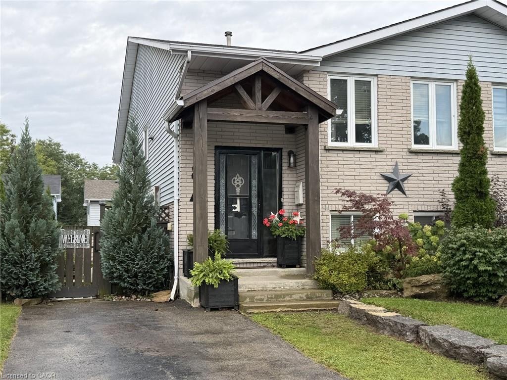 8A Yeager Avenue, Norfolk County, ON, N4Y 5G8