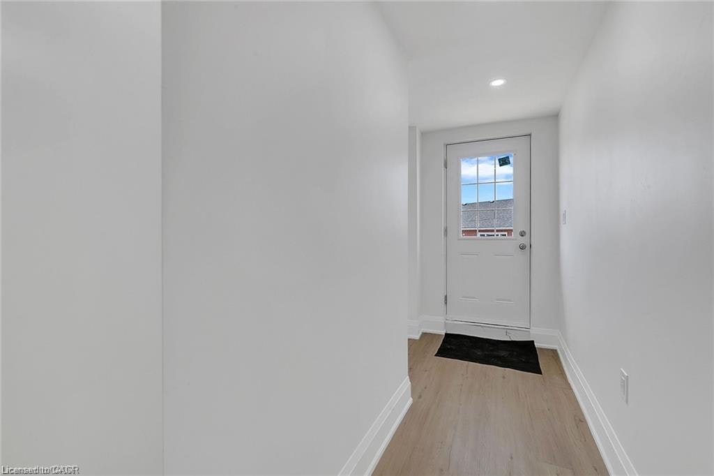 2-581 Lancaster Street W, Kitchener, ON, N2K 1M5 - 13