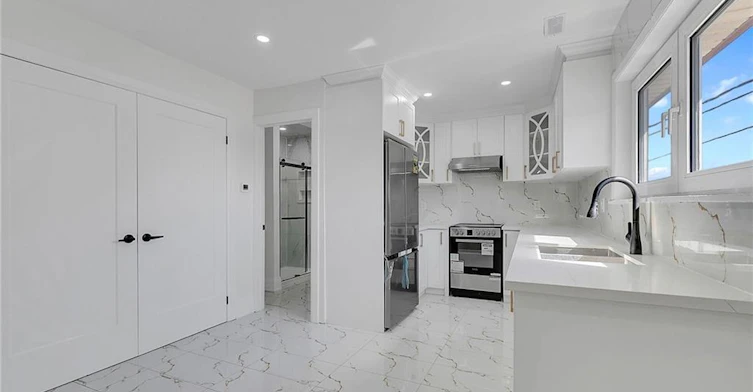 2-581 Lancaster Street W, Kitchener, ON, N2K 1M5 - 4