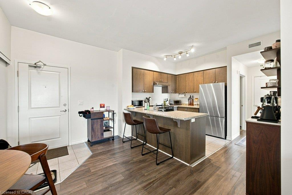423-1077 Gordon Street, Guelph, ON, N1G 0E3 - 9