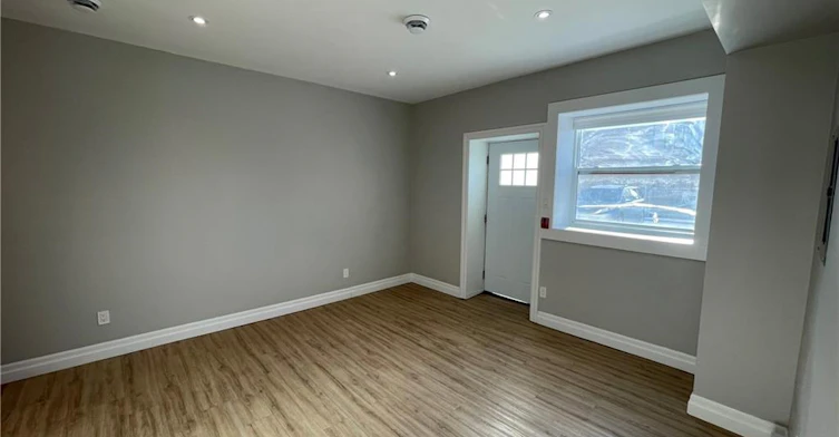 102-69 East Main Street, Welland, ON, L3B 3W4 - 5