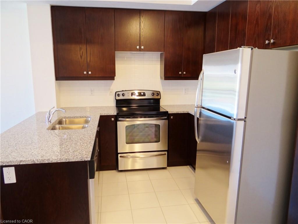 218-570 Lolita Gardens, Mississauga, ON, L5A 0A1 - 5