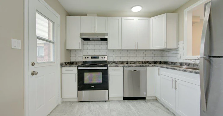 2 Gilholm Avenue, Cambridge, ON, N1S 1P7 - 6