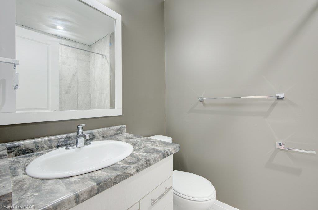 2 Gilholm Avenue, Cambridge, ON, N1S 1P7 - 9