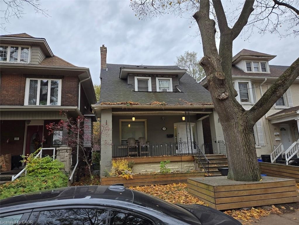 17 Fairleigh Avenue S, Hamilton, ON, L8M 2K1