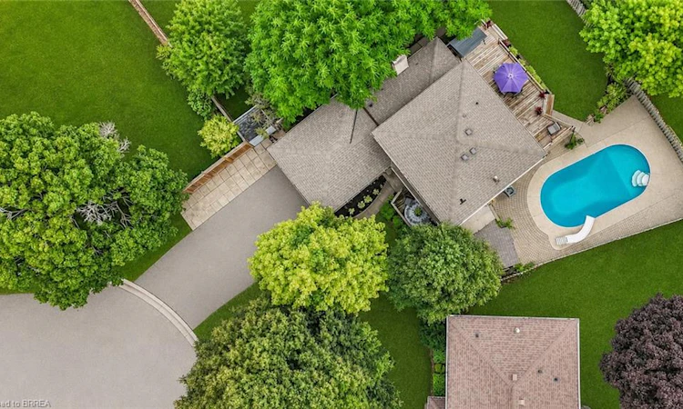 37 Rose Court