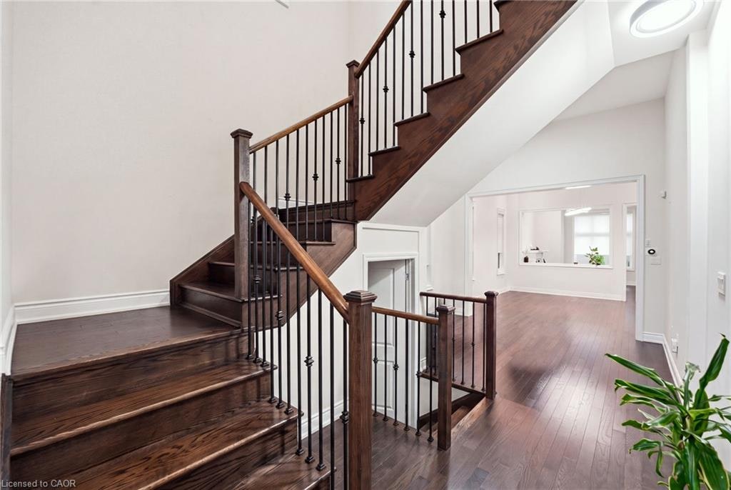 1192 Stag Hollow, Oakville, ON, L6M 5M4 - 8