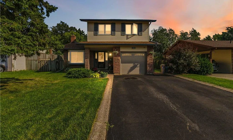 608 Woodward Avenue