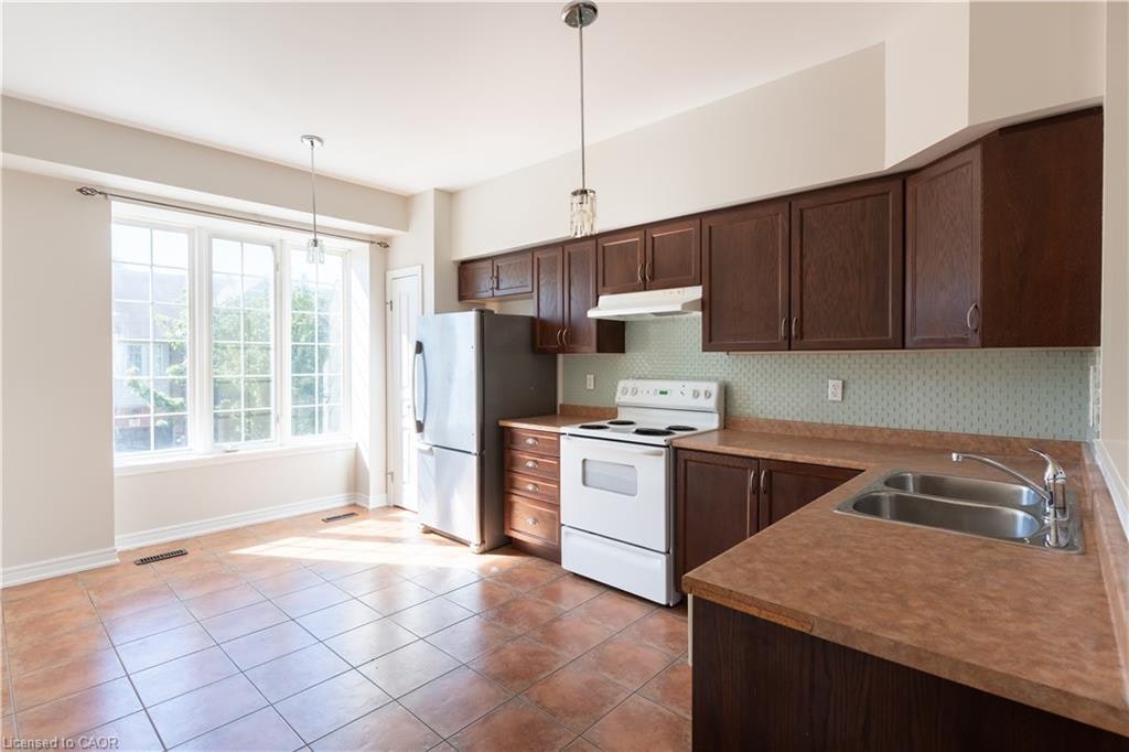 39 Myers Lane, Hamilton, ON, L9G 0A5 - 7