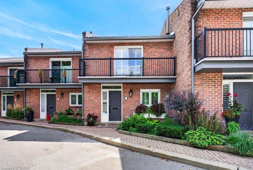 4-2136 Old Lakeshore Road, Burlington, ON, L7R 1A3