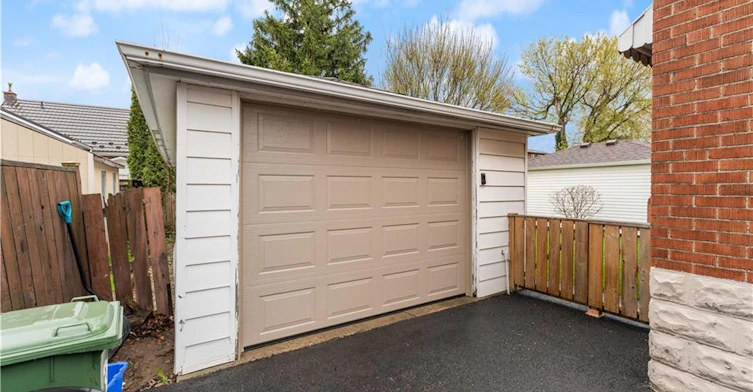 Main Floor-65 East 11th Street, Hamilton, ON, L9A 3T3 - 17