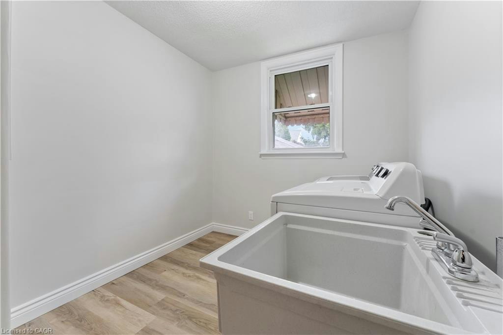 Main Floor-65 East 11th Street, Hamilton, ON, L9A 3T3 - 13