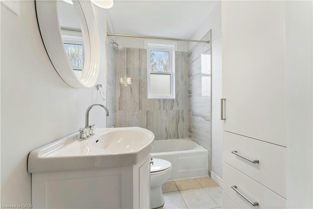 Main Floor-65 East 11th Street, Hamilton, ON, L9A 3T3 - 11