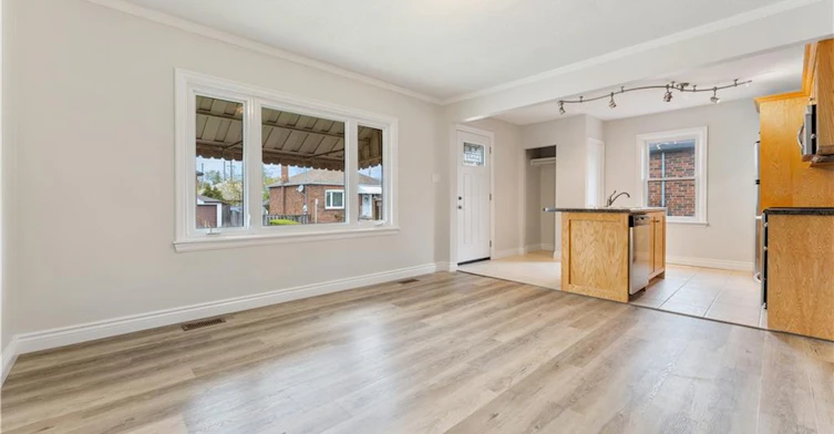 Main Floor-65 East 11th Street, Hamilton, ON, L9A 3T3 - 5