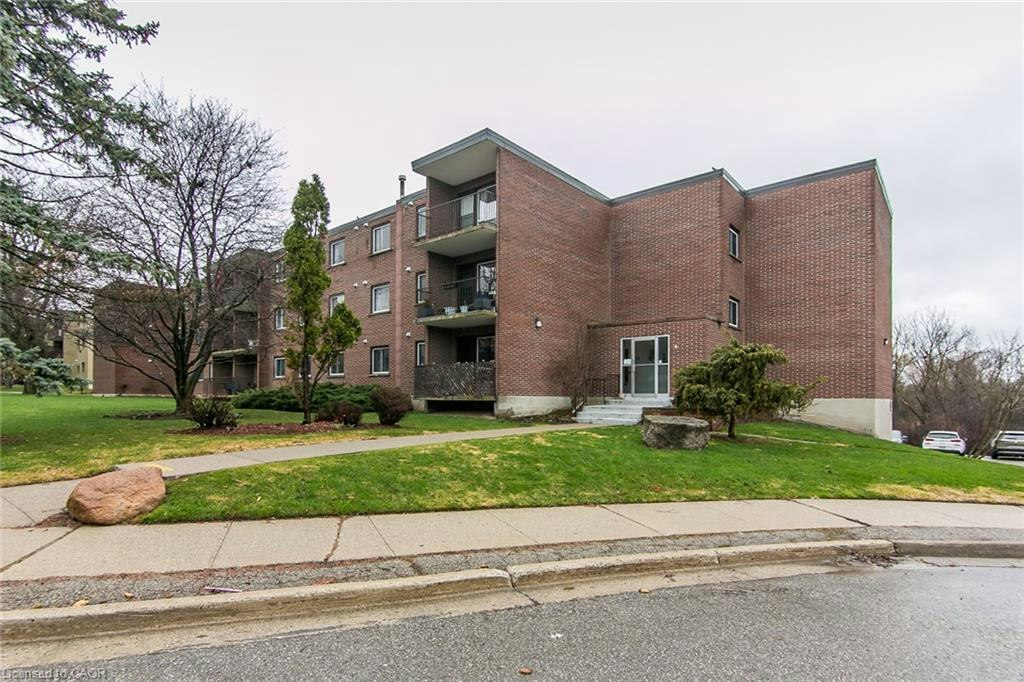 308-4 Avalon Place, Kitchener, ON, N2M 4N9 - 2
