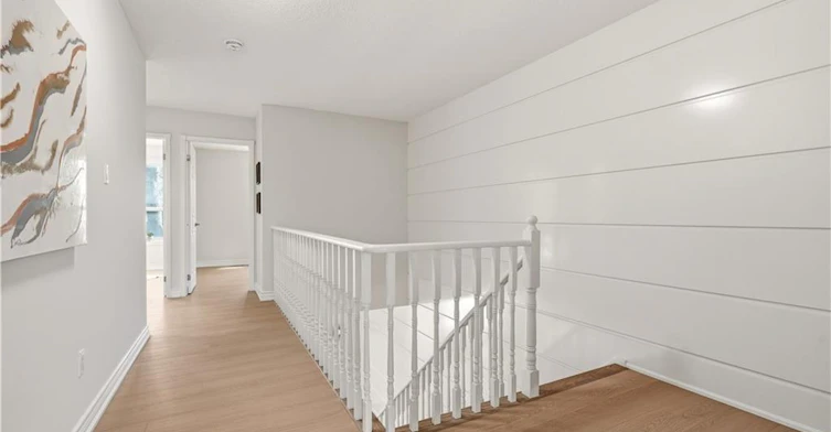 14 Harbour Drive, Hamilton, ON, L8E 4Z5 - 16