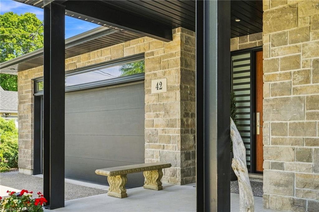 42 Carlton Avenue - 4