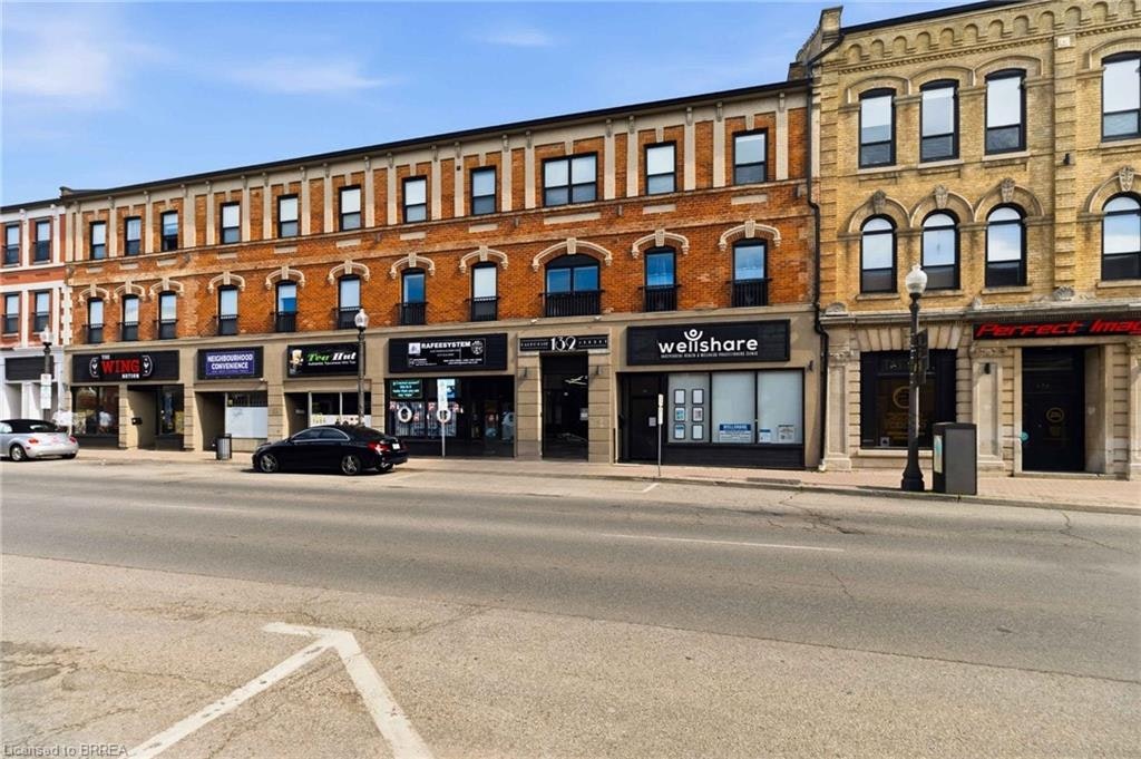 304-132 Dalhousie Street, Brantford, ON, N3T 2J3