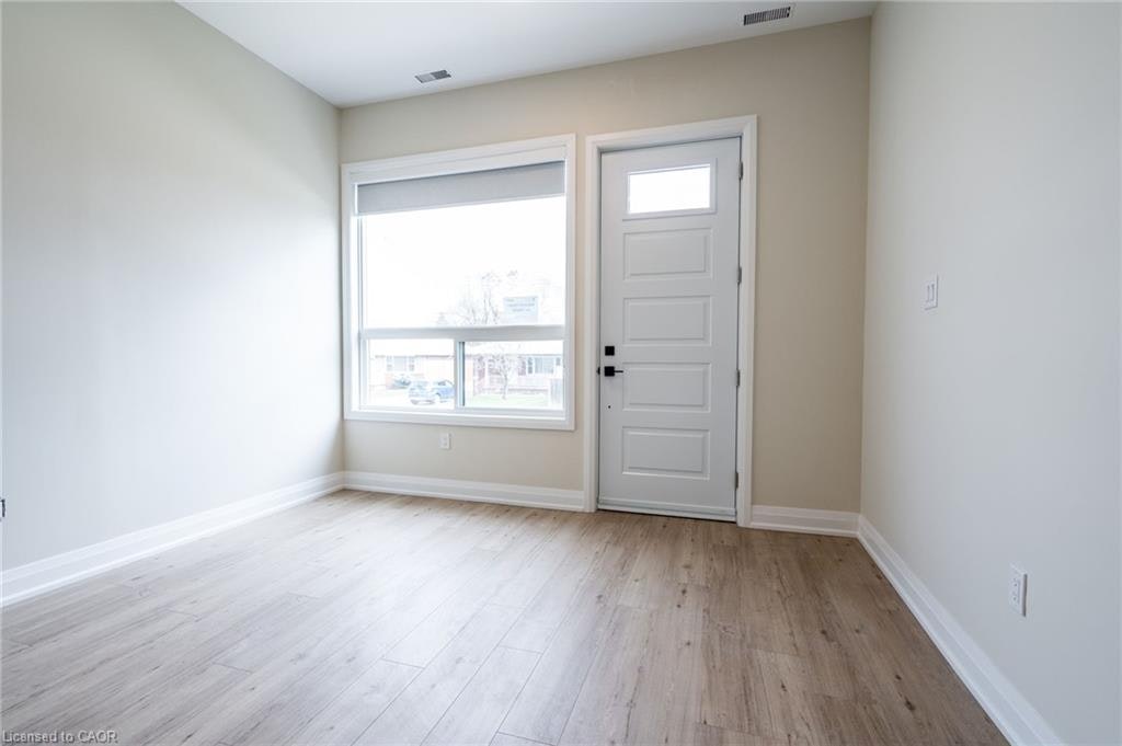 B-728 Eleventh Avenue, Hamilton, ON, L8T 2K8 - 2