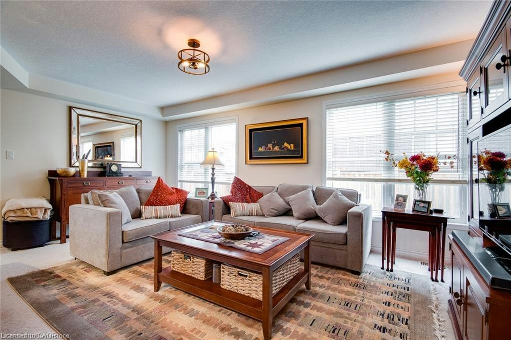 18 Blue Oak Street, Kitchener, ON, N2K 0K3 - 16