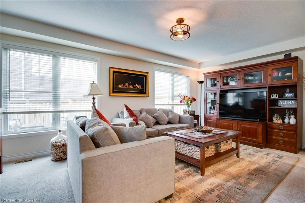 18 Blue Oak Street, Kitchener, ON, N2K 0K3 - 14