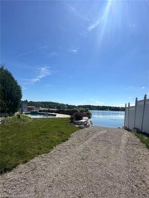11 Lake Avenue, Puslinch, ON, N3C 2V4 - 4