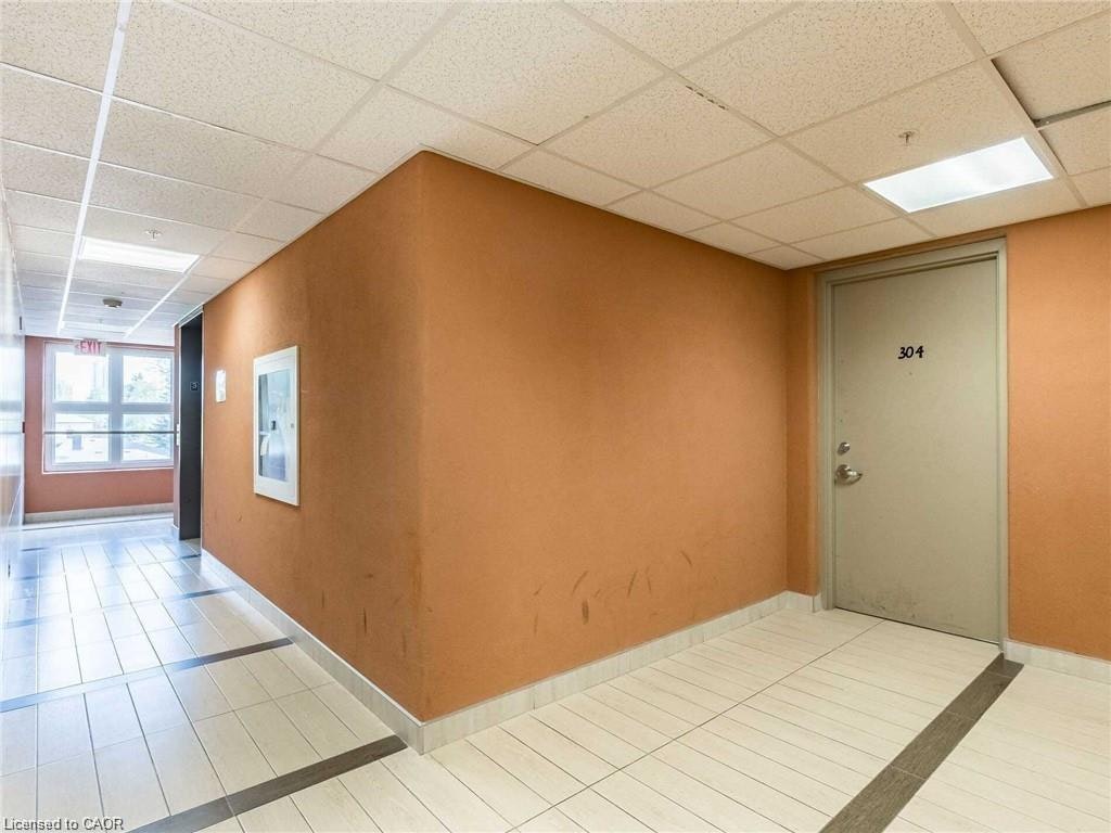304-392 Albert Street, Waterloo, ON, N2L 3V1 - 8