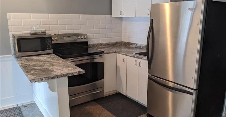 LOWER-98 West Avenue N, Hamilton, ON, L8L 5C3 - 5